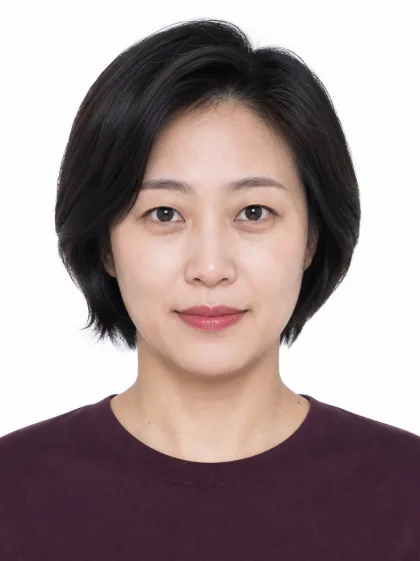 Specimen portrait on a specimen ZOREAL ID